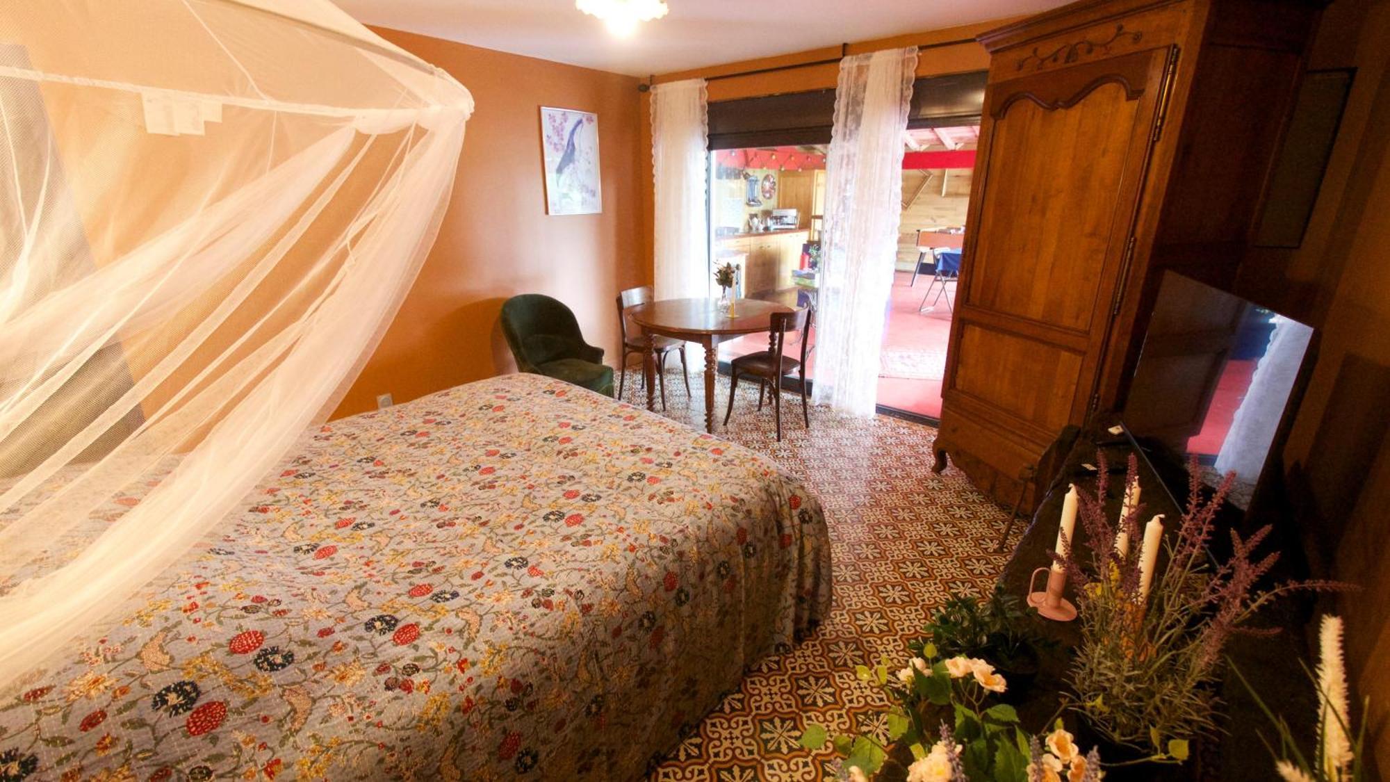 Les Jardins D'Ispahan Prignac-et-Marcamps ภายนอก รูปภาพ